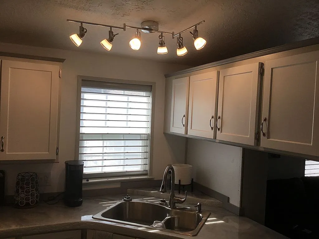 41 Ellson Dr photo 1