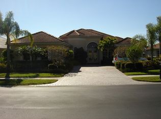 15928 Los Olivos Ln, Naples, FL 34110