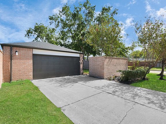 2nd image of 7459 Marisol Dr
