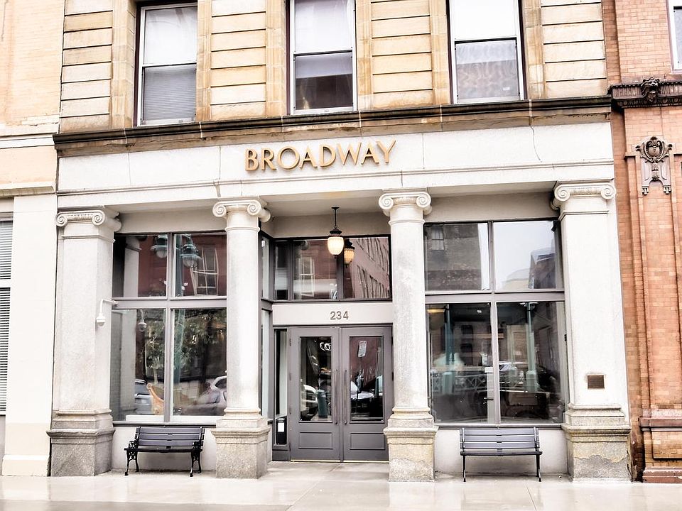 1st image of 234 North Broadway #315