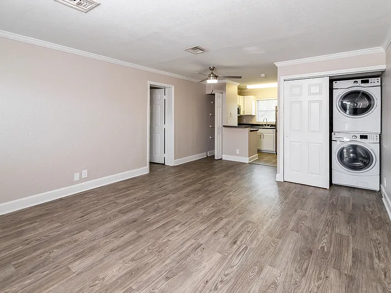 Experience convenience and simplicity in the well-appointed Foxtail floor plan.