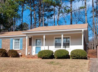 7608 Stuart Dr, Raleigh, NC 27615