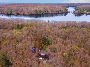 333 S Shore Dr, Wurtsboro, NY 12790