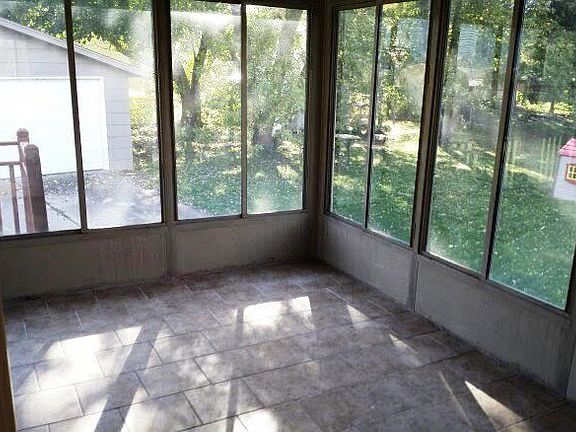 5th image of 4329 Majesty Ct