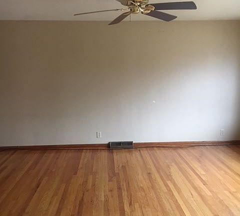 3rd image of 6614 Maryland Ave