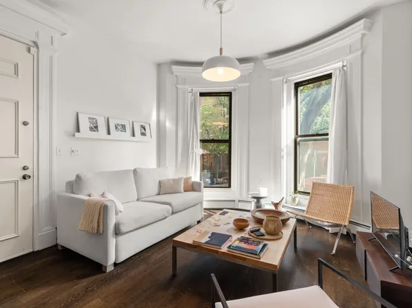 92 W Springfield St APT 2, Boston, MA 02118