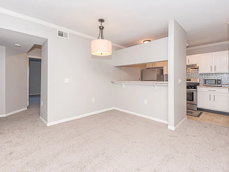 2646 S Knightsbridge Cir #1 — Photo 19