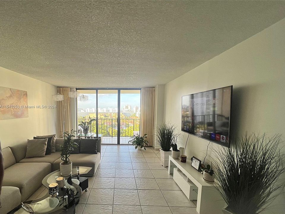 1st image of 18151 NE 31st Ct APT 1512