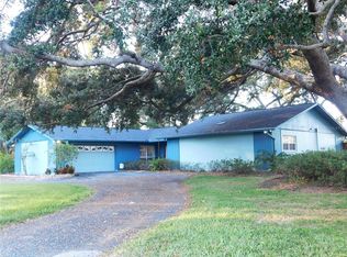 8201 Sunny Vale Pl, Tampa, FL 33615