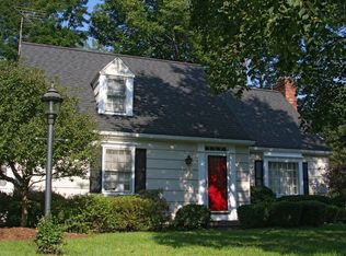 17 Mill Rd, Fairport, NY 14450