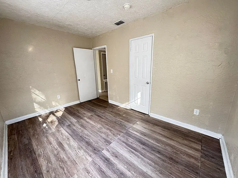 1209 Carlsbad Pl — Photo 31