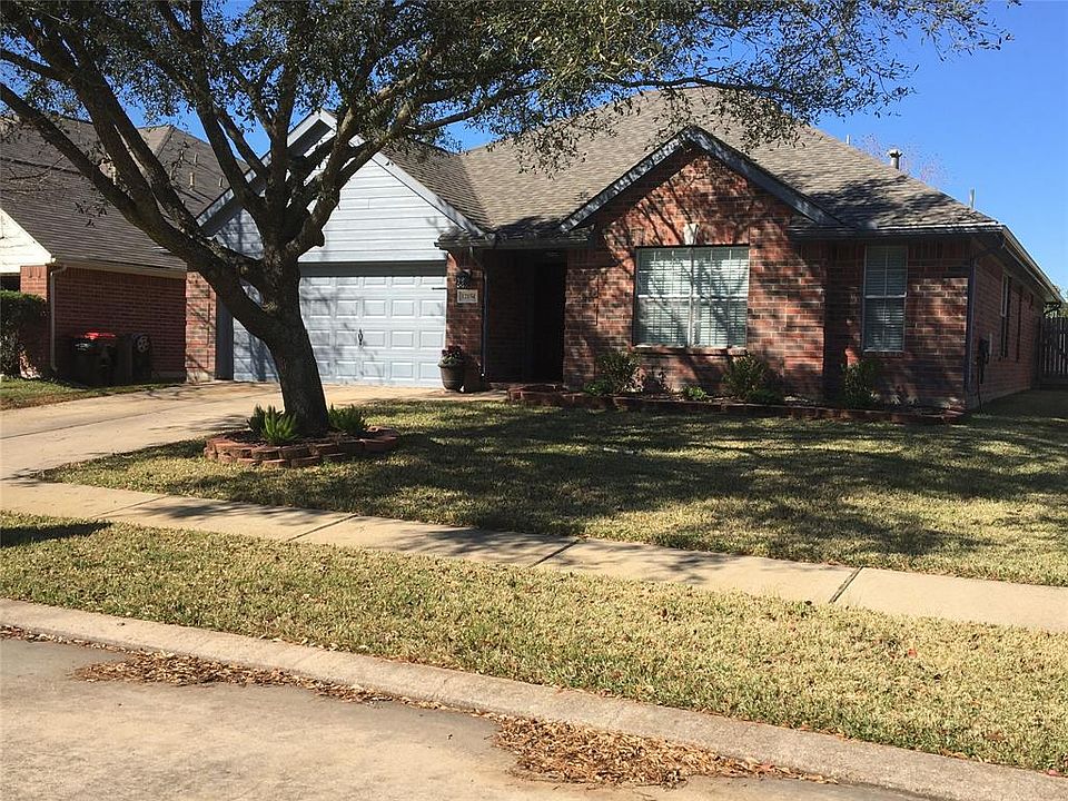 1st image of 12034 Thornecrest Dr
