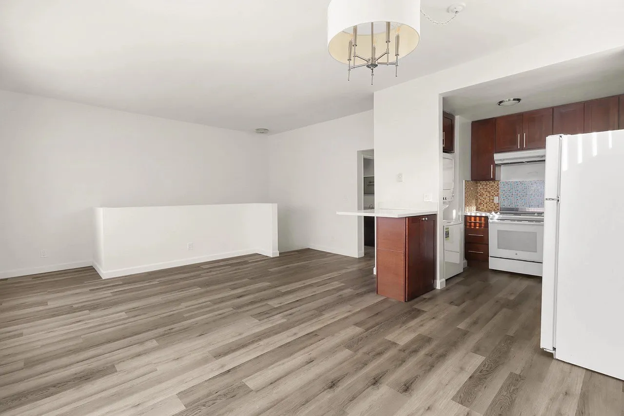 2 bed, 2.0 bath, $3,350 — Photo 4