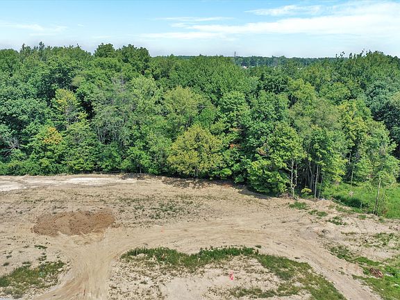 2nd image of 10686 Dartmoor Way