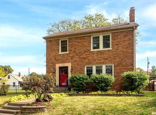 1916 13th St, Moline, IL 61265