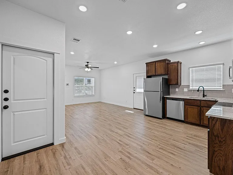 3607 Pintail Ln — Photo 9