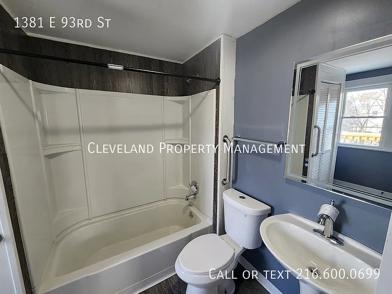 1381 E 93rd St — Photo 14