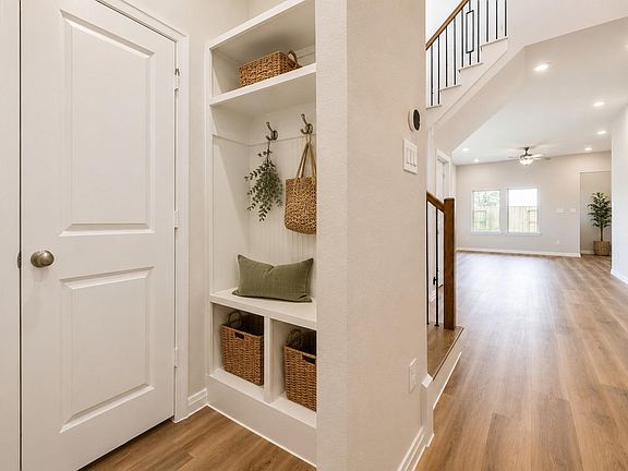 4th image of 31051 Cass River Ln