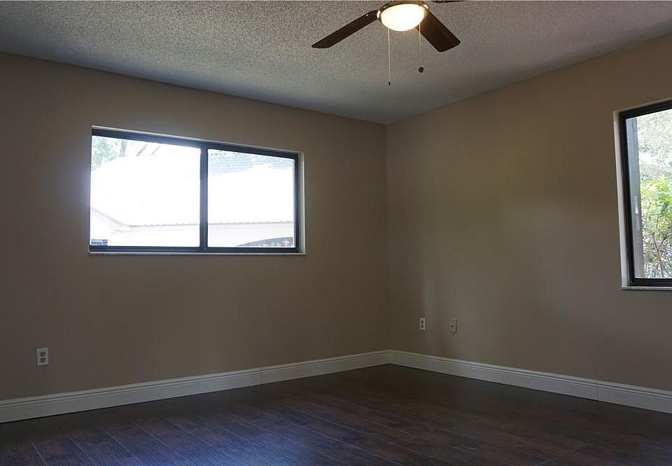 1st image of 1085 Cottonwood Ct