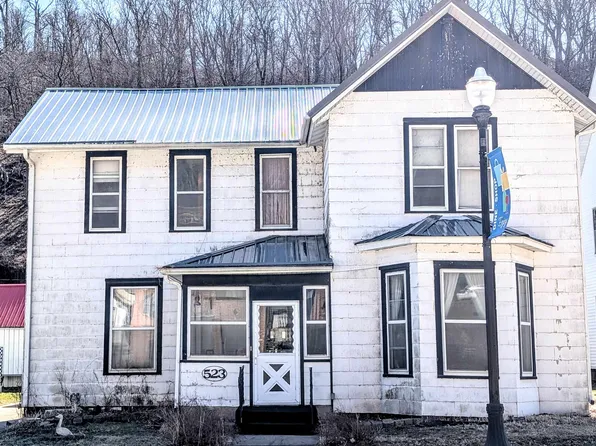 523 Main St, Mc Gregor, IA 52157