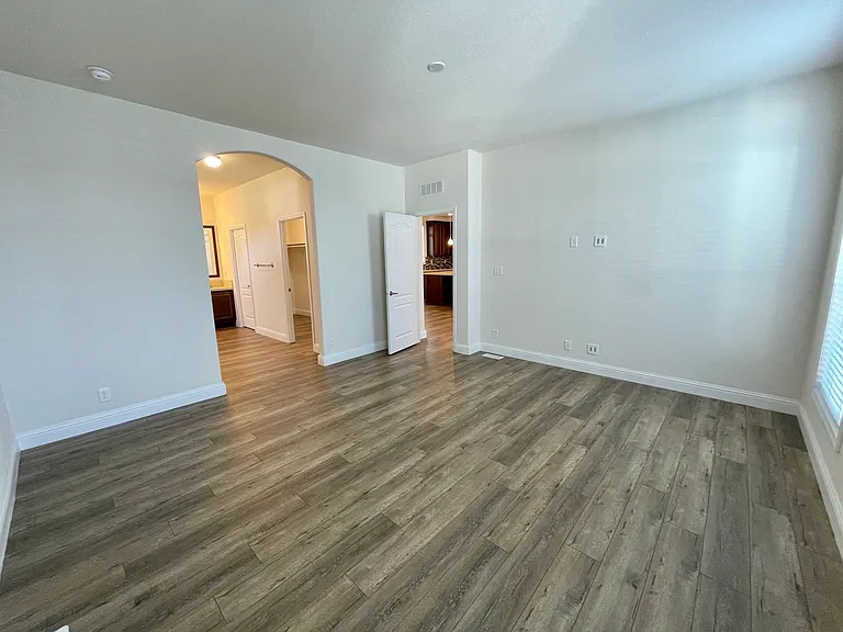 3595 Santa Fe Ave #227 — Photo 12