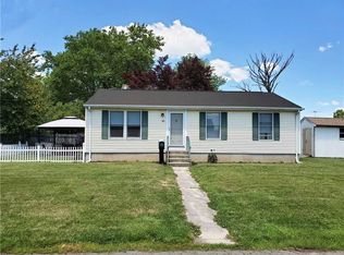 89 Pacific St, Edison, NJ 08817