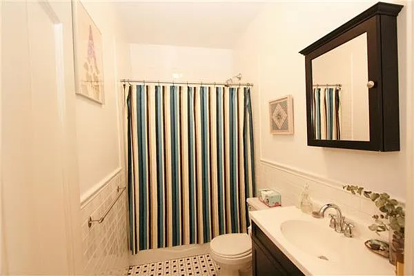 Rented by R New York | media 6