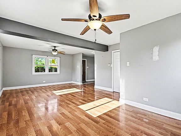 2nd image of 148 Blackhawk Dr
