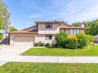 5102 N Calvin Rd, Spokane, WA 99216