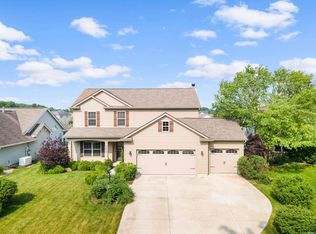 7613 Sweet Spire Dr, Fort Wayne, IN 46835