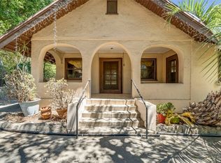 611 E Grandview Ave, Sierra Madre, CA 91024
