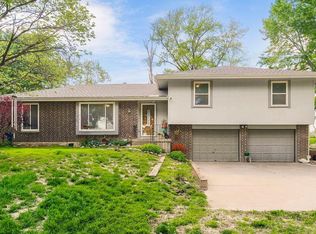 18171 198th St, Tonganoxie, KS 66086