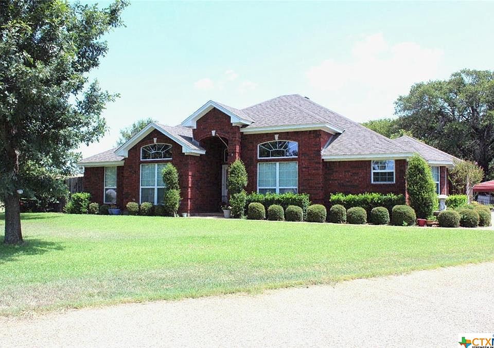 1st image of 221 Clayton Dr