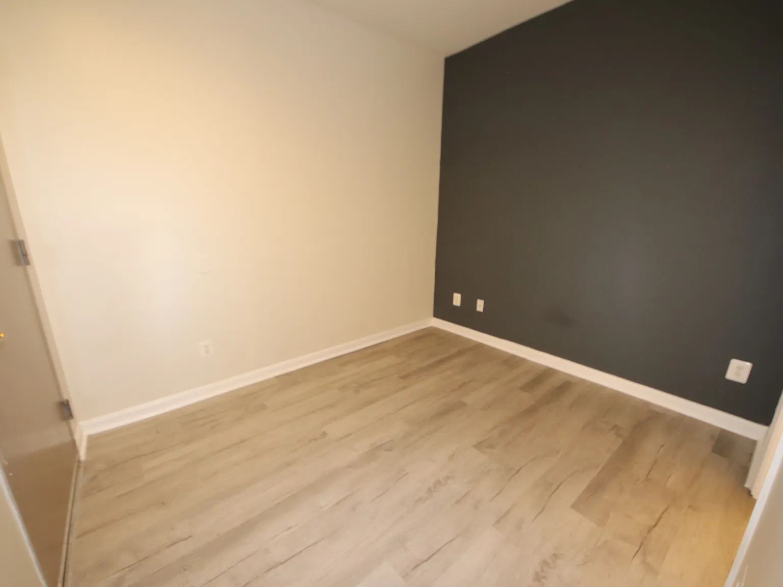 1 bed, $1,199 — Photo 4