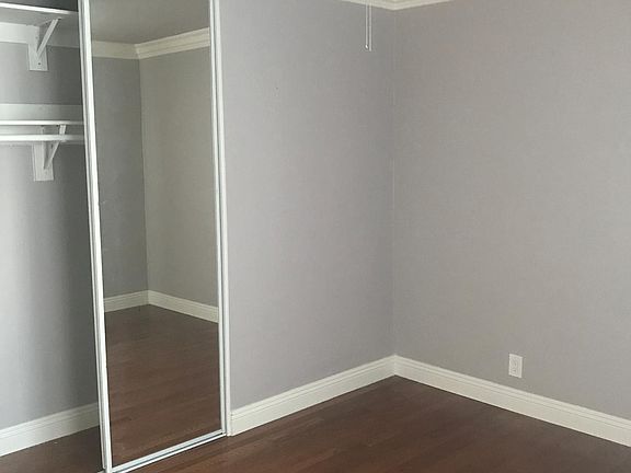 4th image of 1323 Orange Grove Ave