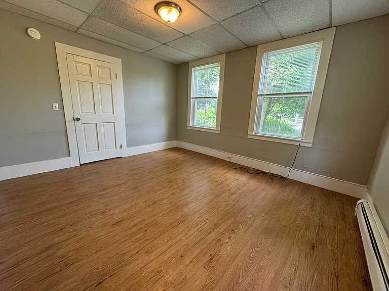747 Main St #1 — Photo 8
