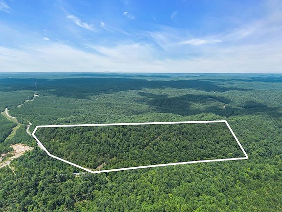 2nd image of 1092 Highway 438 E