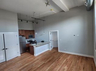 3022 S Archer Ave #1R, Chicago, IL 60608