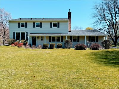 35 Laureldale Dr, Pittsford, NY, 14534