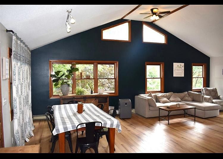 1st image of 403 Philips Rd