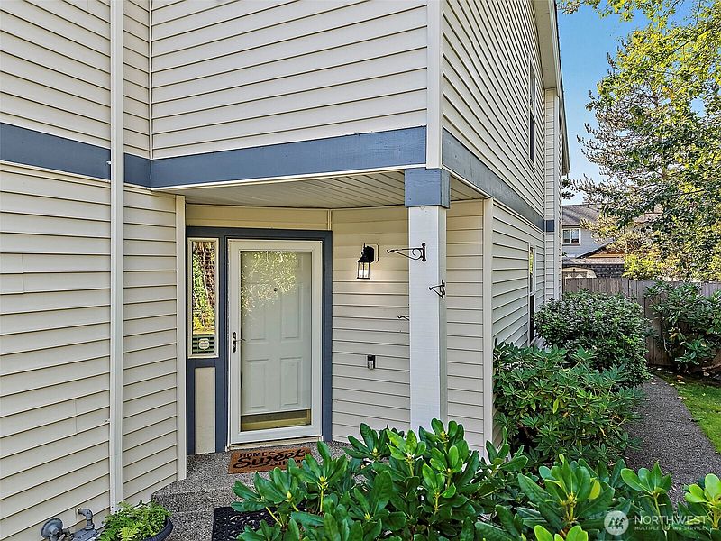 3rd image of 11502 SE 221st Place