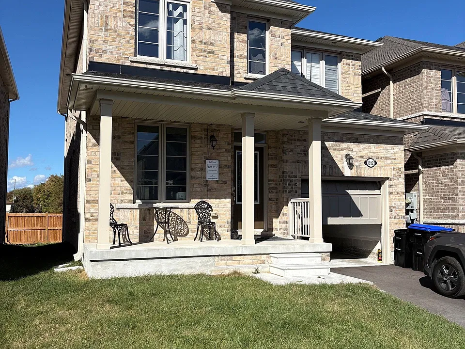 1352 Davis Loop