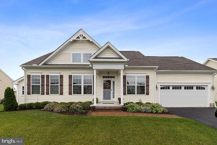 1st image of 38758 Soft Beach Cir