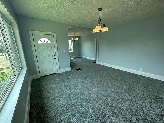 3rd image of 2385 Nova Ave