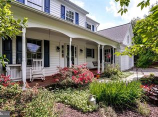 902 Autumn Ridge Ct, Mount Airy, MD 21771