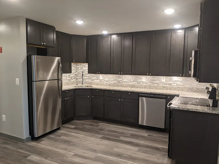94A4 West St #34 — Photo 1