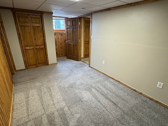 3rd image of 320 W Main St