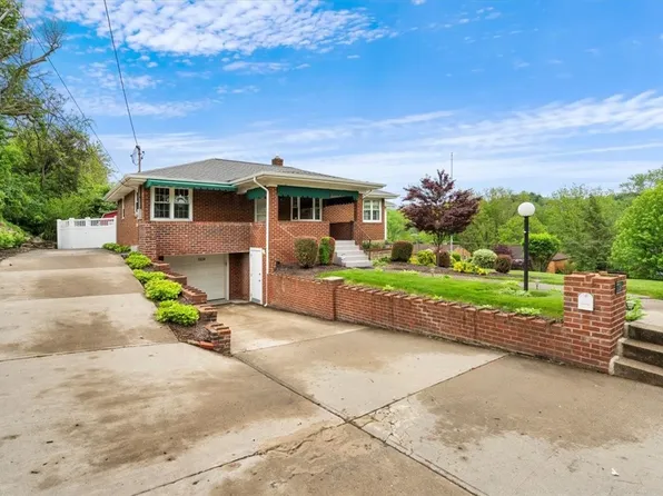 1034 Carnahan Rd, Pittsburgh, PA 15216