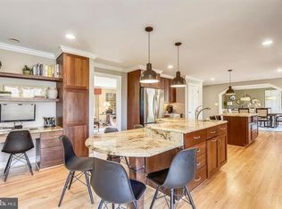 5848 Hilldon St, Mc Lean, VA 22101