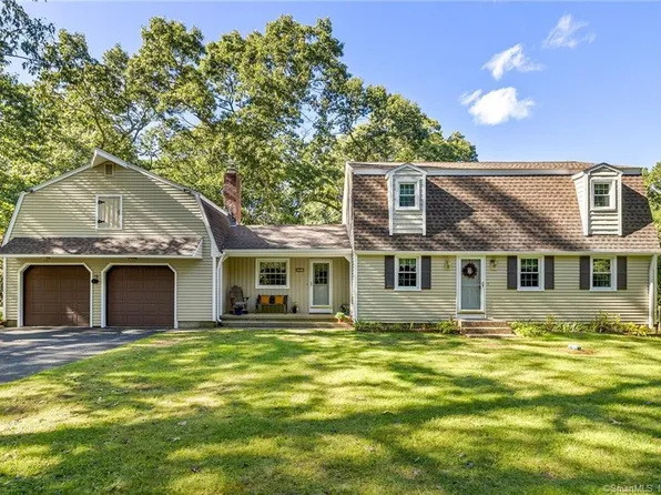 42 Antioch Road, Colchester, CT 06415
